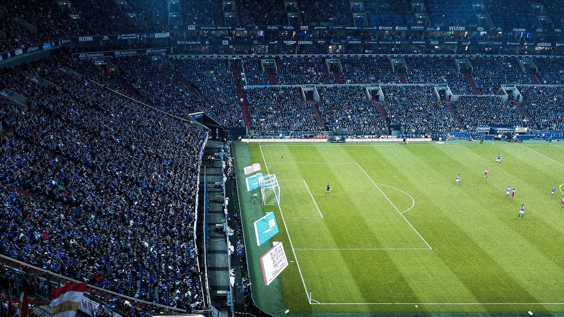 巴萨关键战首发预测,莱万与京多安领衔,德容先发引关注